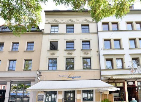 Wohnen mitten im Leben Würzburgs: Juliuspromenade, Nähe Alter Kranen, 97070 Würzburg, Etagenwohnung