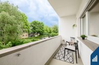 Balkon vor Wohnen